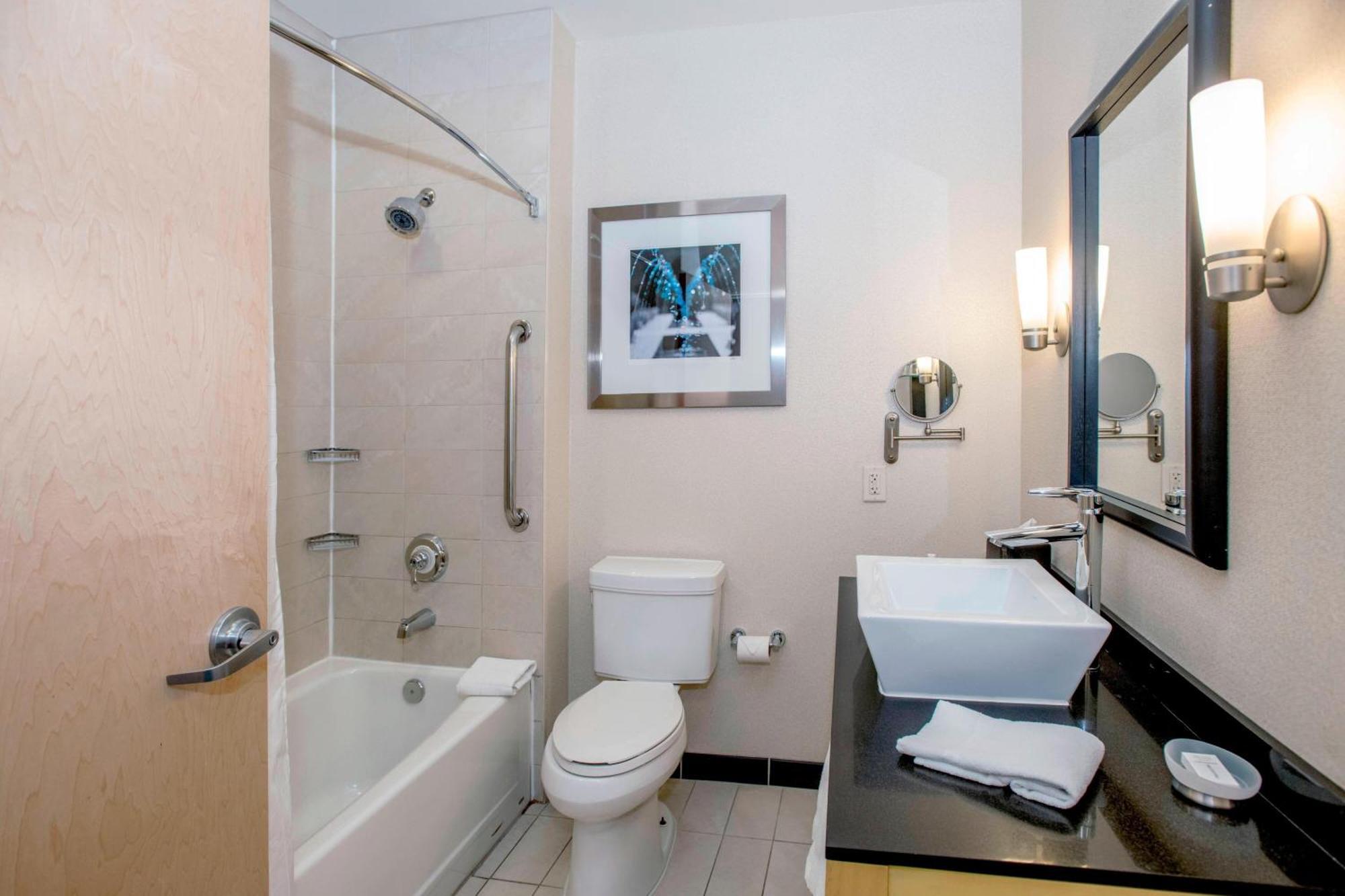 Springhill Suites By Marriott Pueblo Downtown Zewnętrze zdjęcie